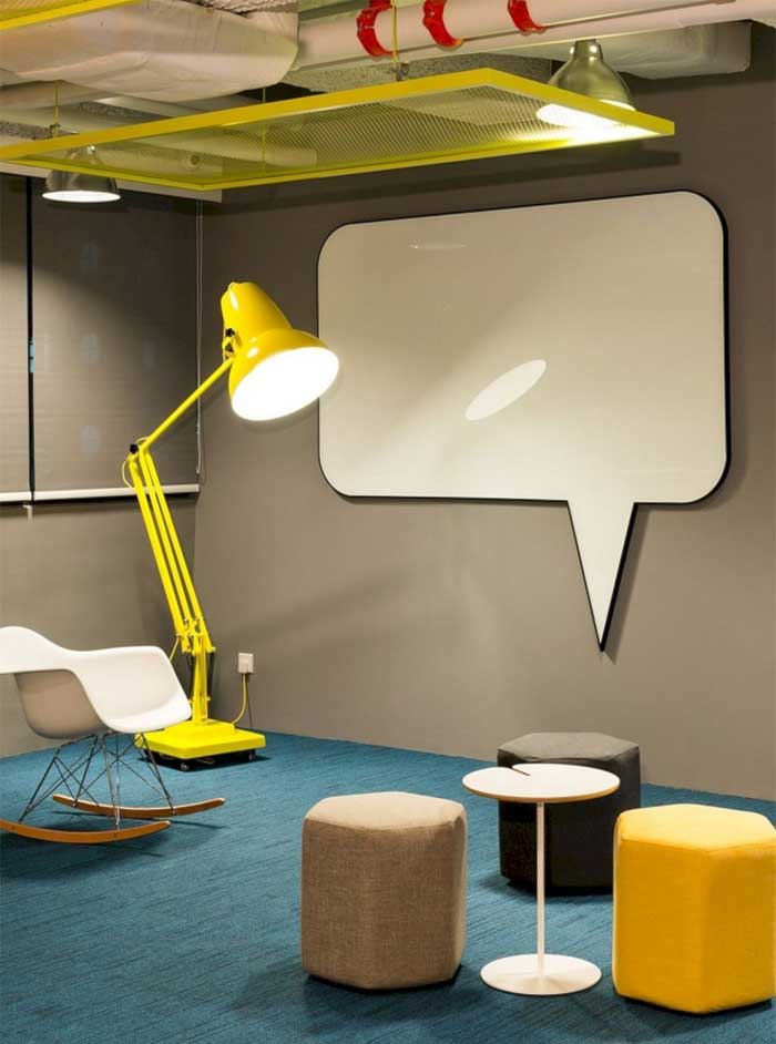 Creative Office Interior Designs for Small Offices in Low Budget