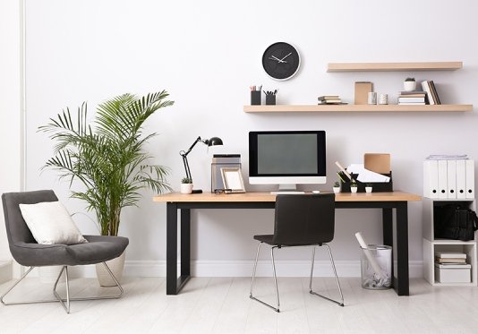 Vastu Shastra for the Positioning of Work Desk at Office